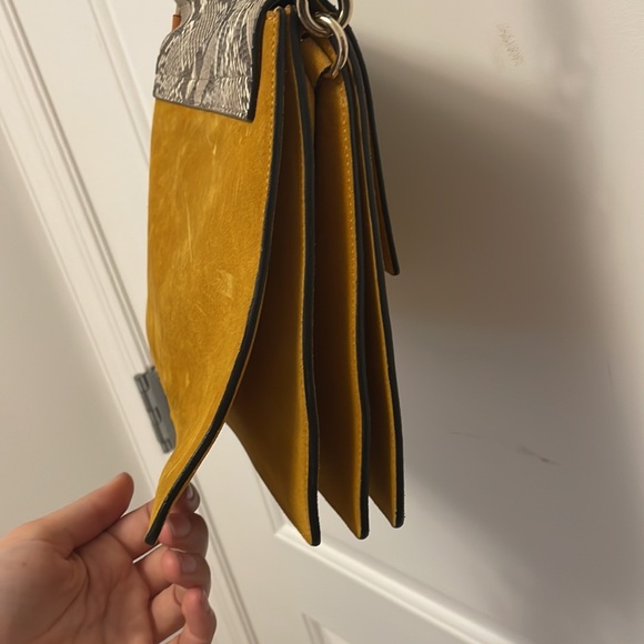 CHLOE FAYE SUEDE CALFSKINBAG TRIFOLD - Picture 7 of 7